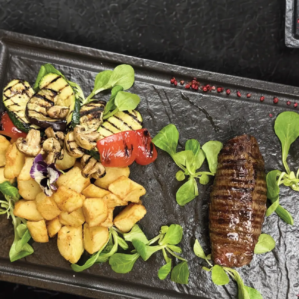 Teres Major Black Angus steak s prilogom